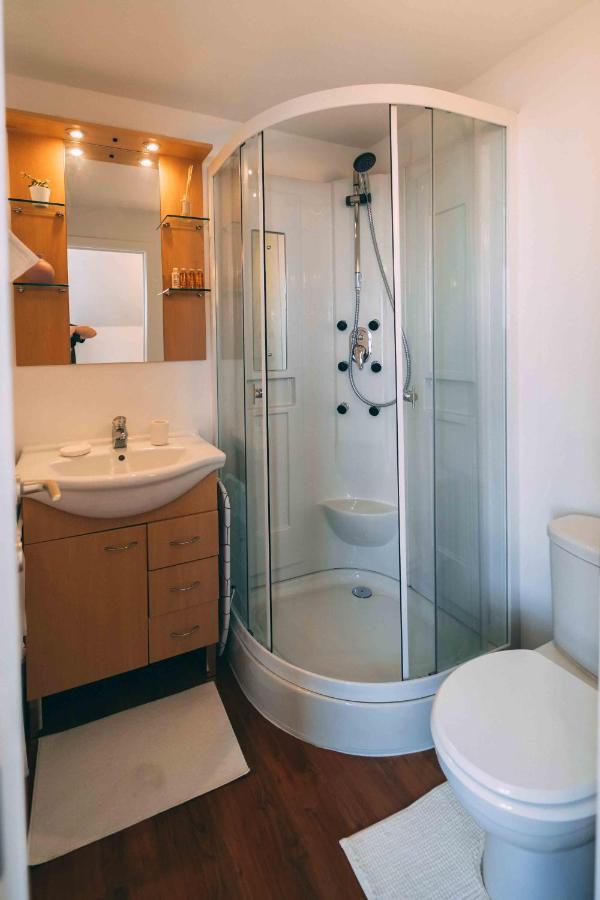 Station Center Apartment
